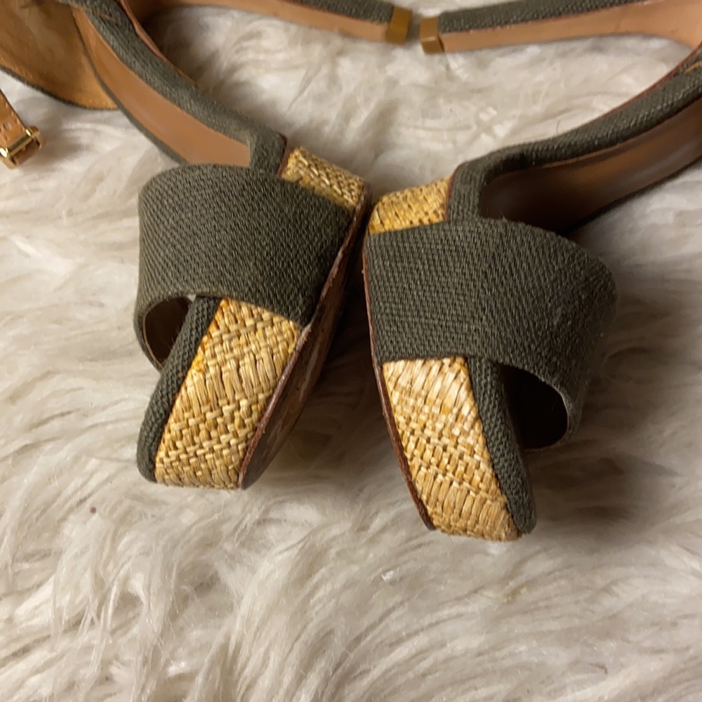 EUC Tory Burch Olive Green Amina Platform Stilettos - Picture 5 of 13